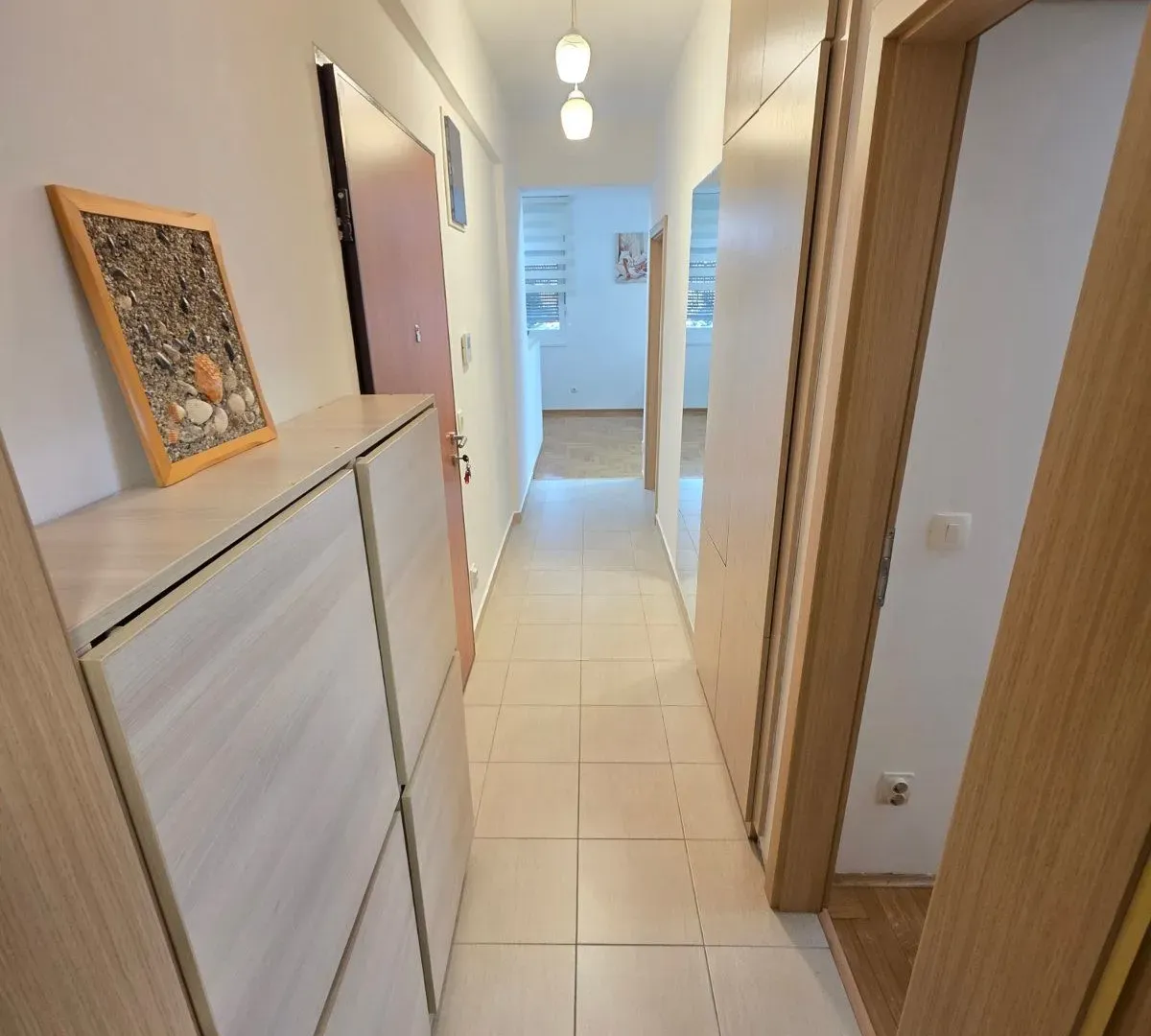 Izdavanje, dvosoban stan, 60m², Budva okolina, Budva