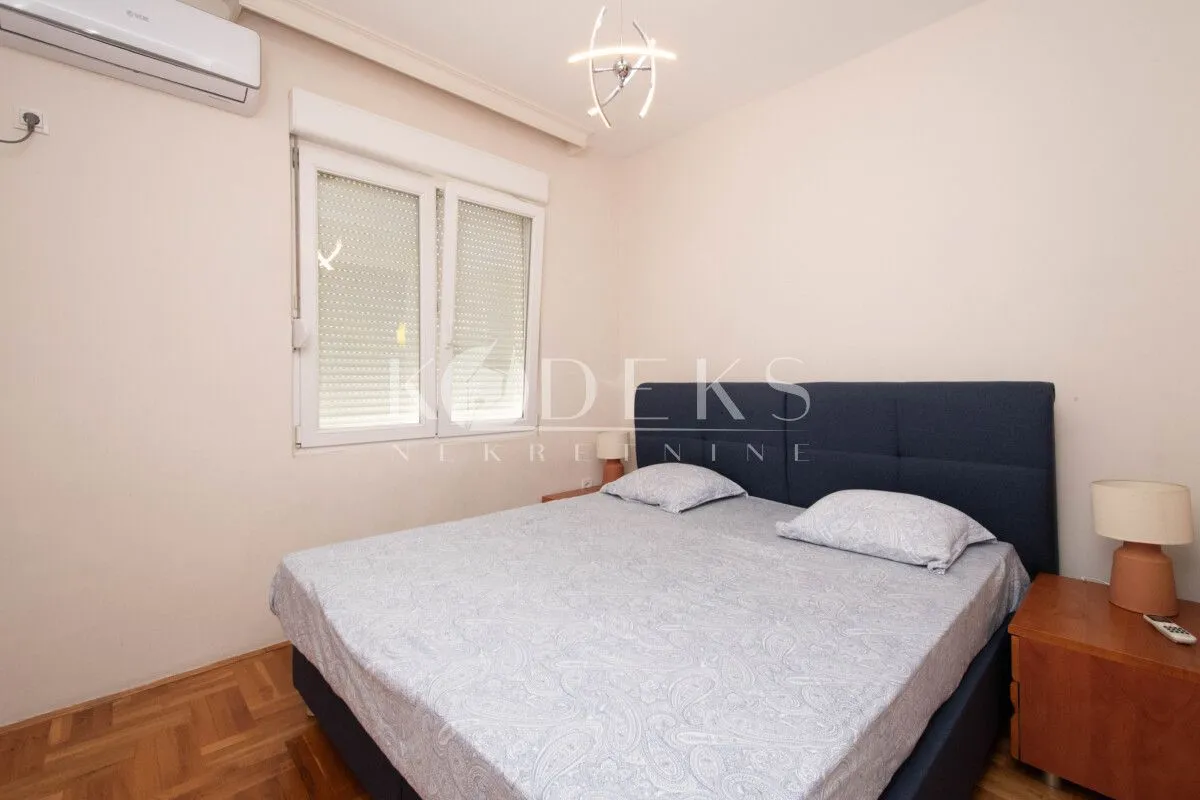 Izdavanje, jednosoban stan, 55m², Vezirov Most, Podgorica