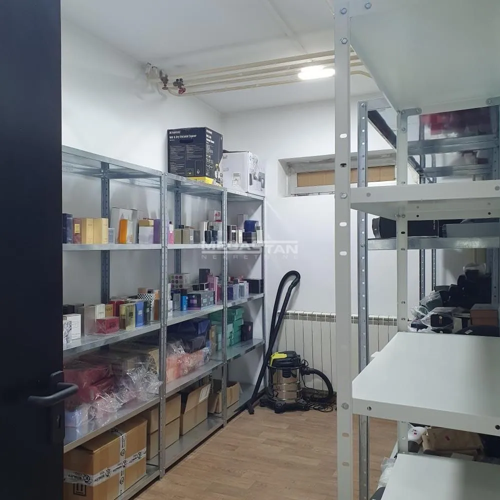 Rent, office space, 100m², Palilula Sve Podlokacije, Beograd