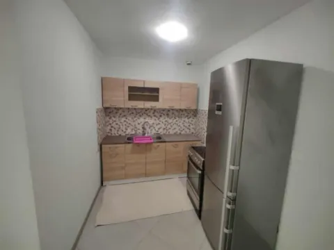 Izdavanje, jednosoban stan, 50m², Tivat, Crna Gora - image 6