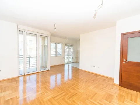 Stan in Dalmatinska ulica