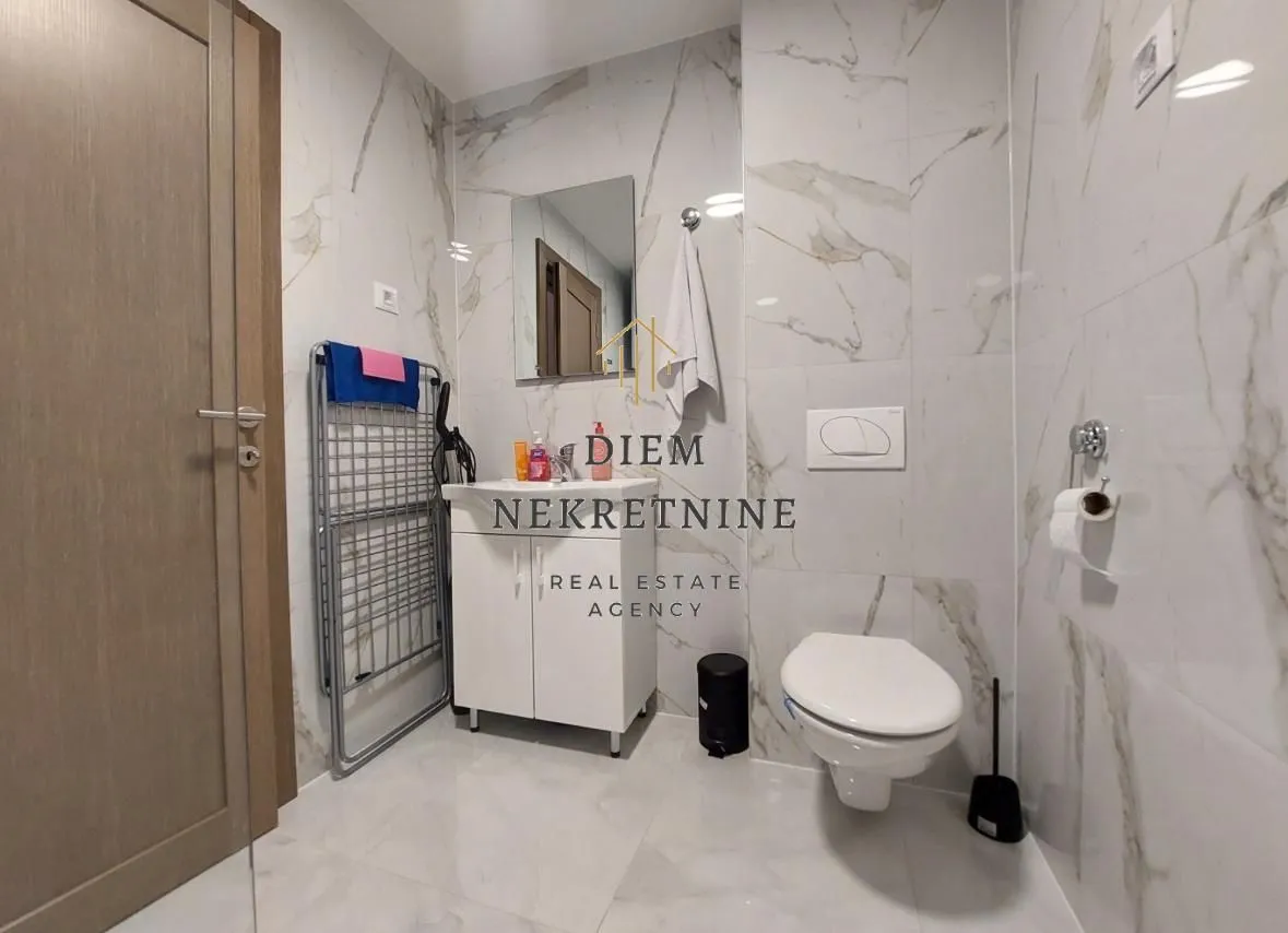 Prodaja, jednosoban stan, 42m², Radanovići, Kotor