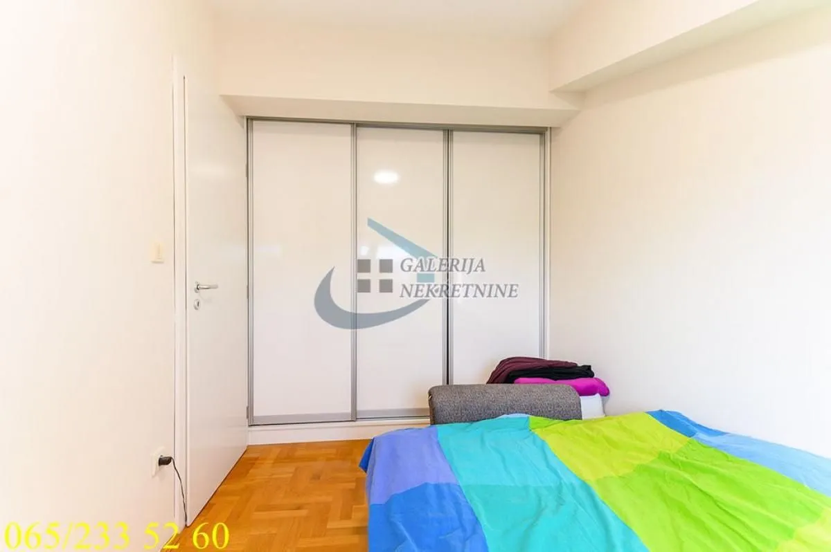 Prodaja, trosoban stan, 58m², Uciteljsko Naselje, Zvezdara Sve Podlokacije