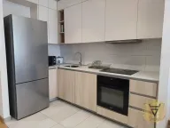 Izdavanje, trosoban stan, 82m², Savski Venac, Beograd - image 7