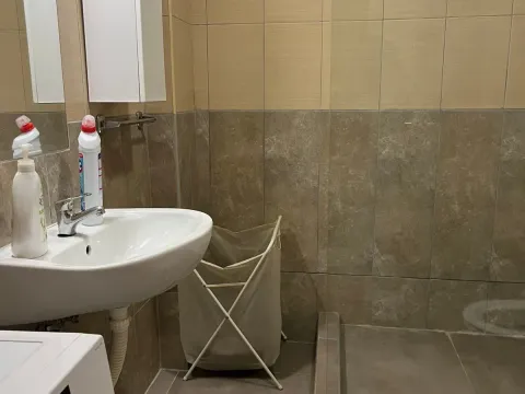 Rent, one bedroom apartment, 55m², City Kvart, Podgorica - image 9