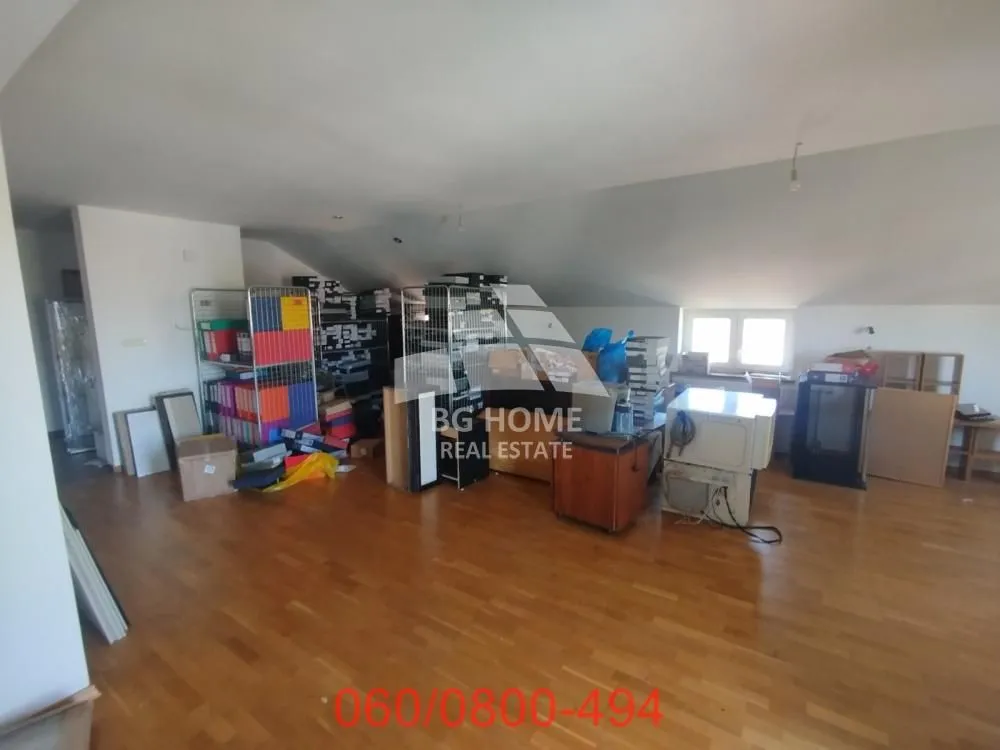 Rent, office space, 135m², Batajnica, Beograd