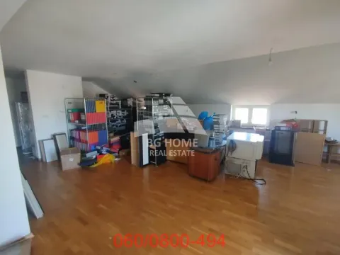 Rent, office space, 135m², Batajnica, Beograd - image 4