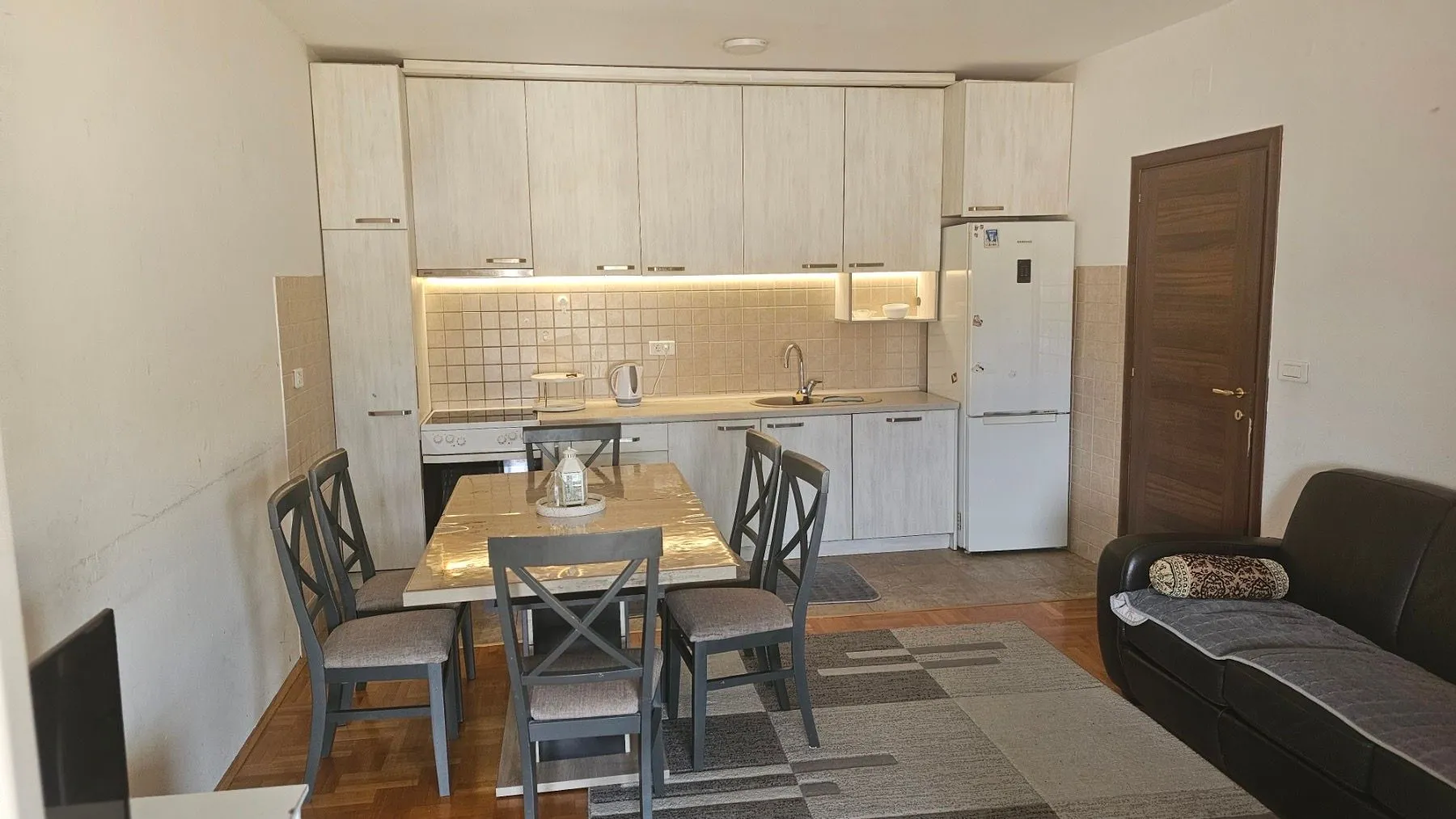 Rent, two bedroom apartment, 66m², Stari Aerodrom, Podgorica