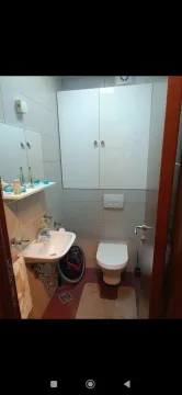 Rent, two bedroom apartment, 71m², Podgorica, Crna Gora - image 11