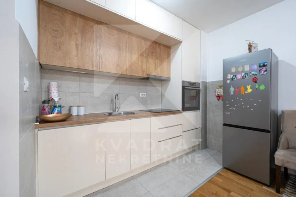 Prodaja, jednosoban stan, 45m², Stari Aerodrom, Podgorica