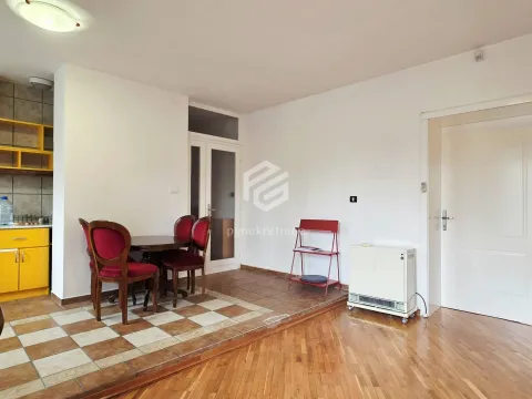 Prodaja, jednosoban stan, 53m², Centar, Podgorica - image 2