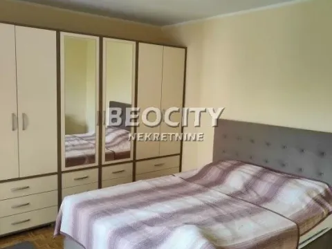 Prodaja, četvorosoban stan, 100m², Novo naselje, Novi Sad - image 10