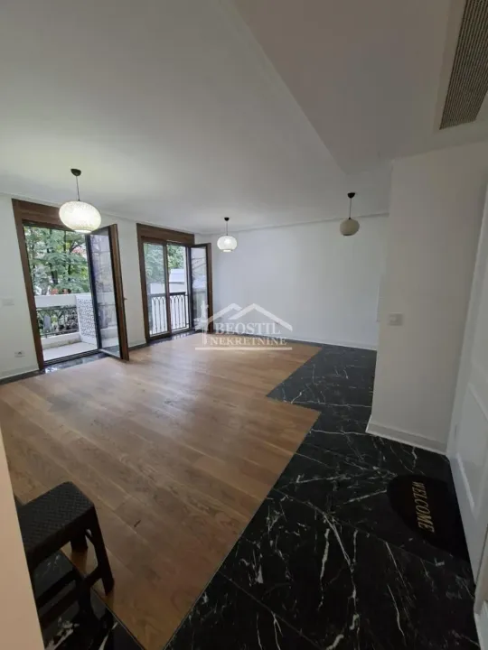 Rent, office space, 77m², Slavujev Venac, Zvezdara Sve Podlokacije