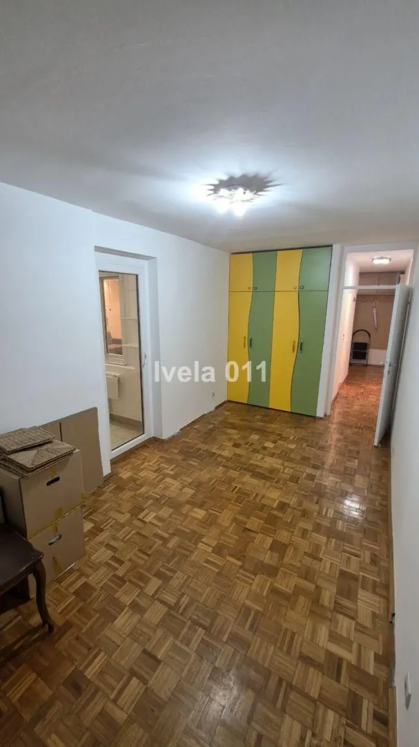 Prodaja, dvosoban stan, 68m², Novi Beograd Blok 71, Novi Beograd Sve Podlokacije