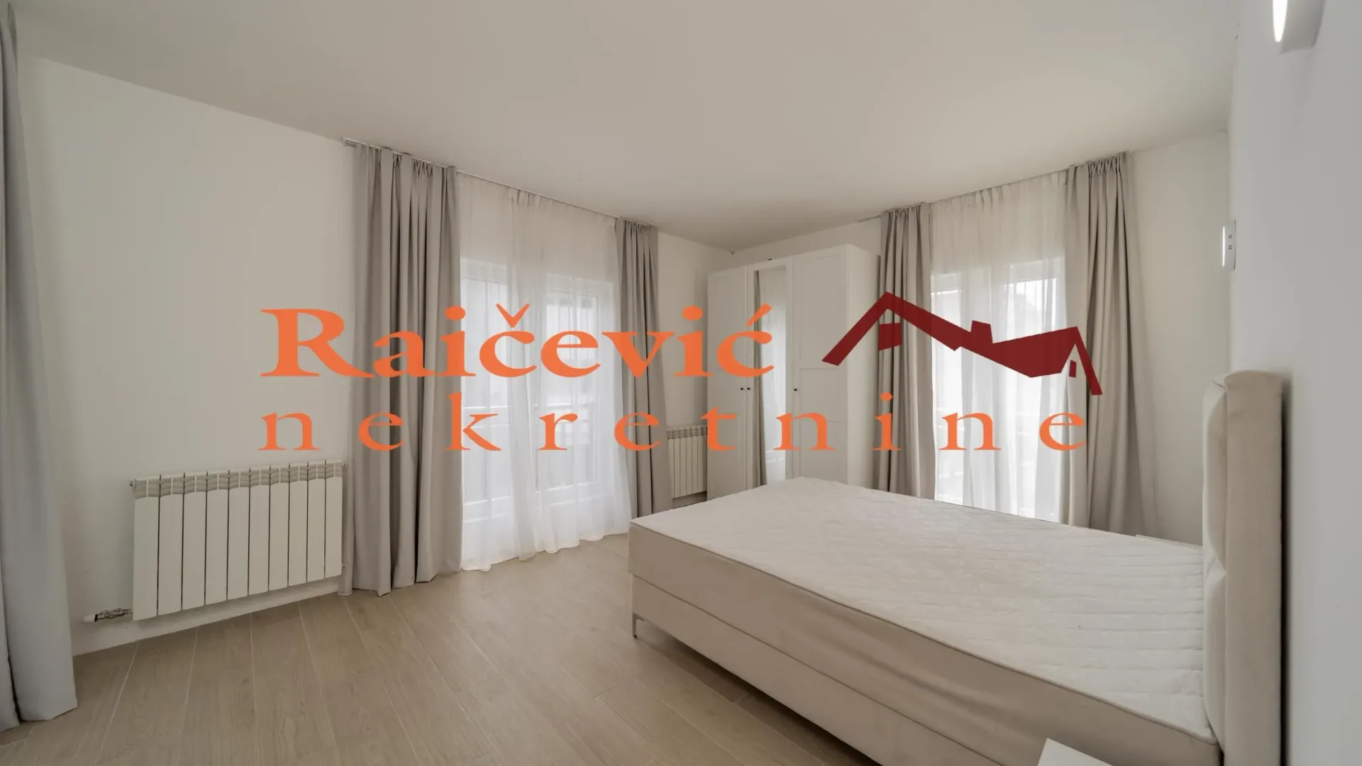 Prodaja, četvorosoban stan, 145m², Savski Venac, Beograd