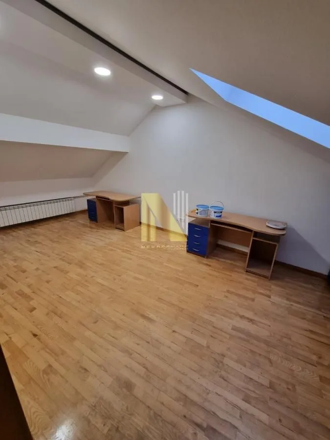 Rent, office space, 120m², Centar, Novi Sad
