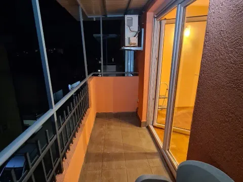 Izdavanje, trosoban stan, 110m², Podgorica, Crna Gora - image 3