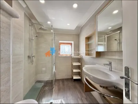 Rent, house, 300m², Čukarica, Beograd - image 26