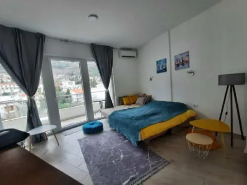 Rent, studio apartment, 32m², Sutomore, Bar - image 12