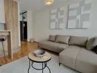 Izdavanje, garsonjera, 30m², City Kej, Podgorica - image 4