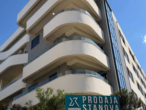 Prodaja, dvosoban stan, 90m², Dobre Vode, Bar - image 2