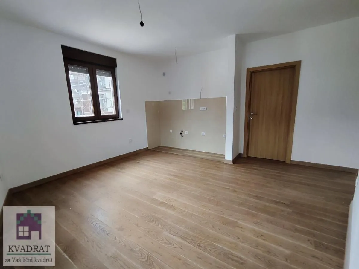 Prodaja, jednosoban stan, 38m², Centar, Zlatibor