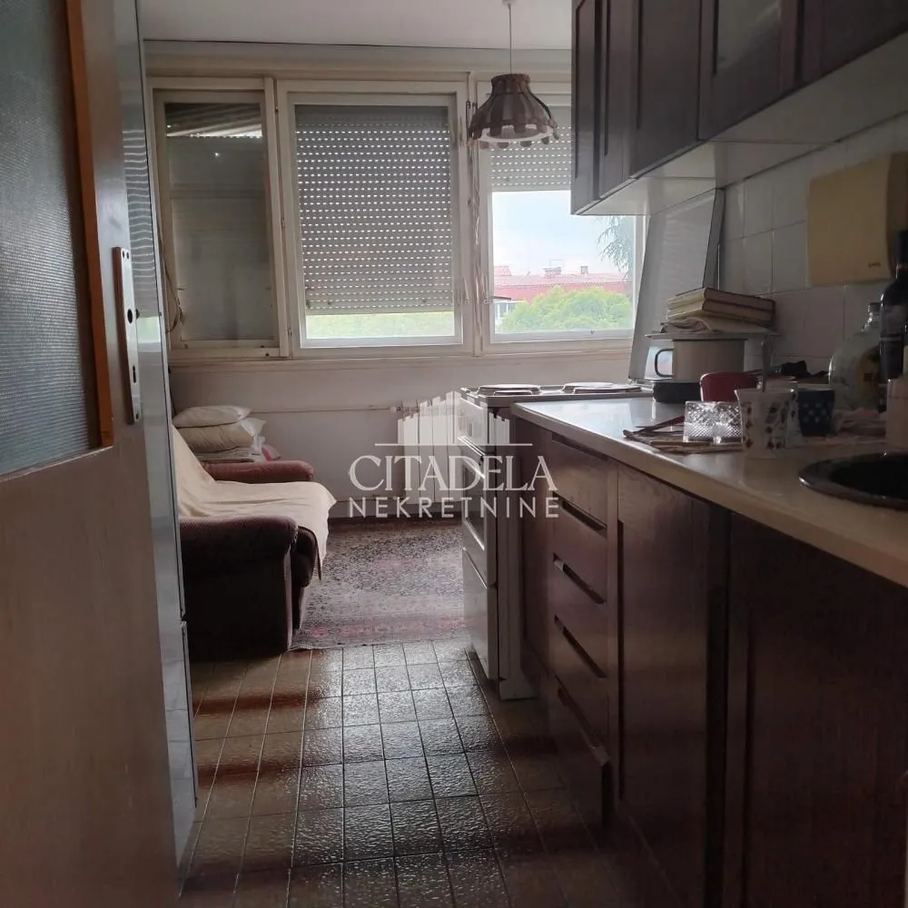 Prodaja, jednosoban stan, 38m², Konjarnik, Voždovac Sve Podlokacije