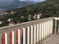 Izdavanje, jednosoban stan, 80m², Tivat, Crna Gora - image 2