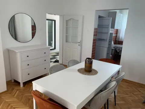Rent, house, 250m², Zagorič, Podgorica - image 15