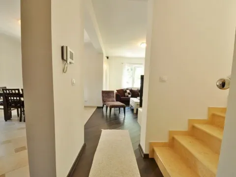 Prodaja, kuća, 131m², Lipci, Kotor - image 10