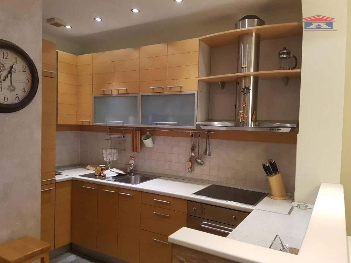 Izdavanje, dvosoban stan, 69m², Spens, Novi Sad Sve Podlokacije