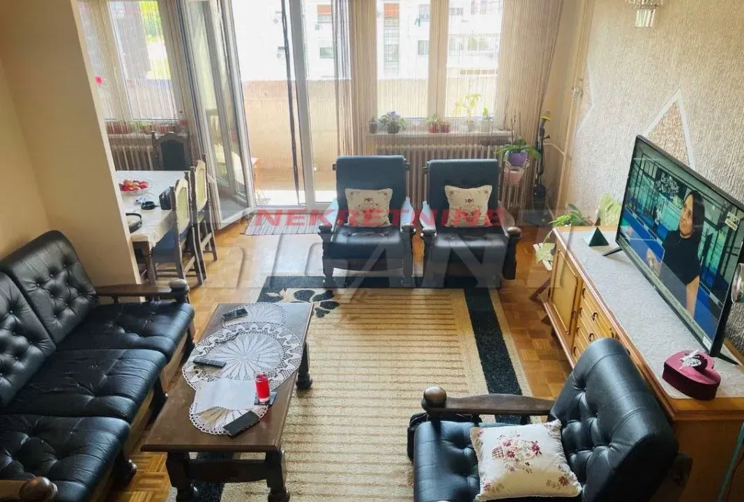 Prodaja, četvorosoban stan, 94m², Novi Beograd Sve Podlokacije, Beograd