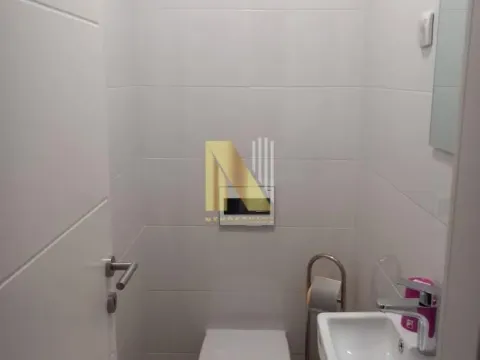 Izdavanje, trosoban stan, 65m², Salajka, Novi Sad Sve Podlokacije - image 9