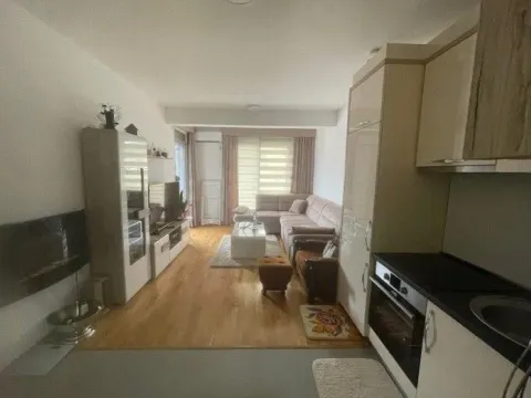 Sale, two bedroom apartment, 70m², Centar, Ulcinj - image 11