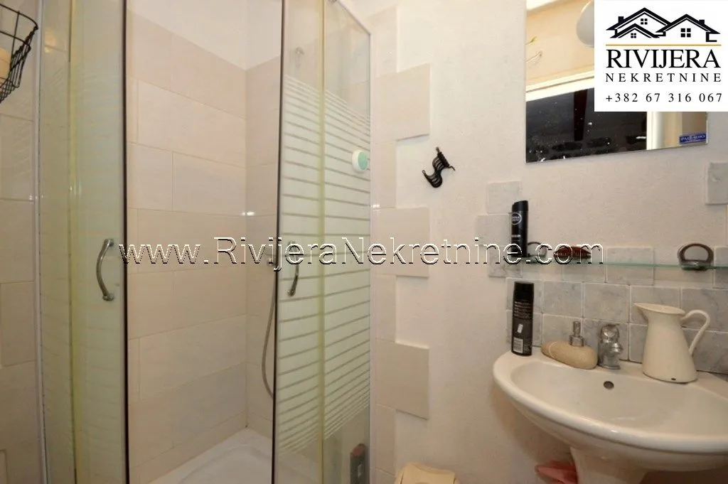 Prodaja, dvosoban stan, 106m², Centar, Herceg Novi