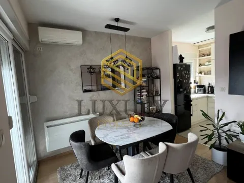 Sale, one bedroom apartment, 53m², City Kvart, Podgorica - image 1