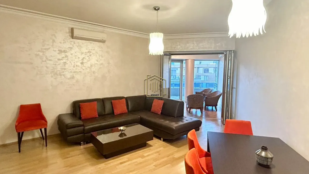 Izdavanje, dvosoban stan, 100m², Centar, Podgorica