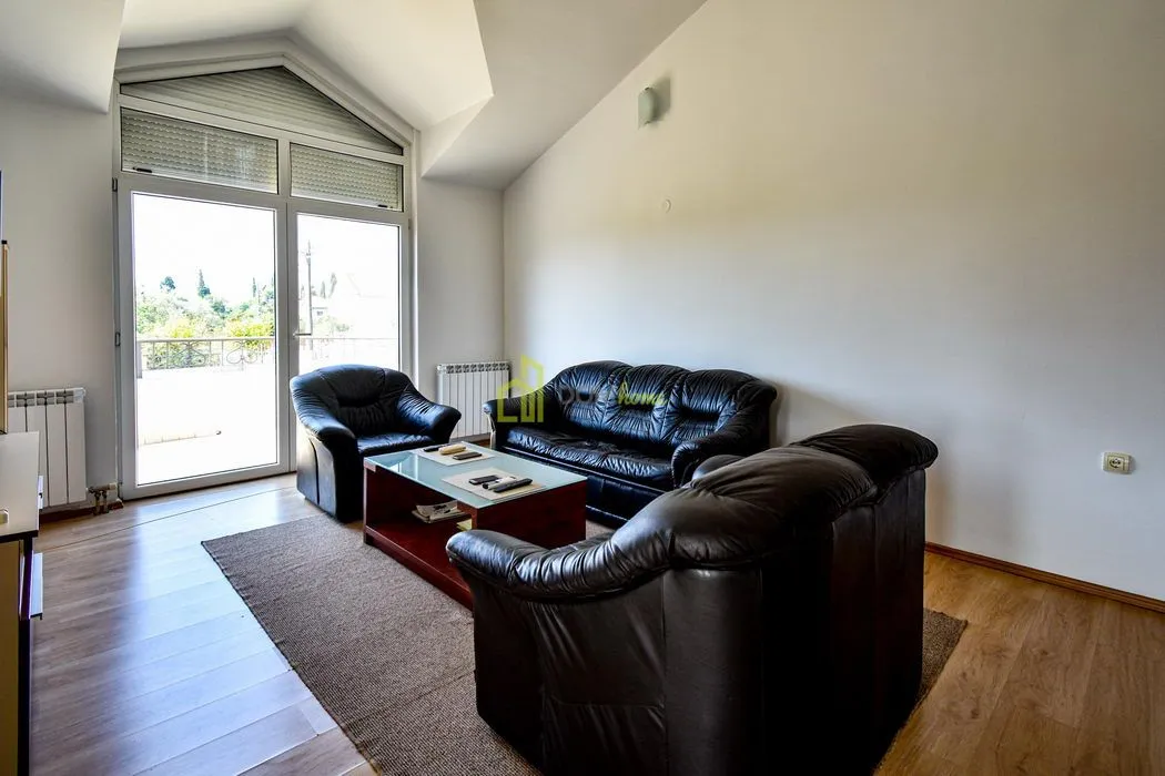 Rent, house, 185m², Tološi, Podgorica