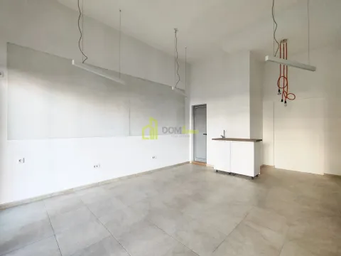 Rent, office space, 63m², Tološka šuma, Podgorica - image 6