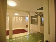 Izdavanje, poslovni prostor, 160m², Đeram Pijaca, Beograd - image 4