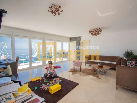 Prodaja, kuća, 200m², Bar, Crna Gora - image 35