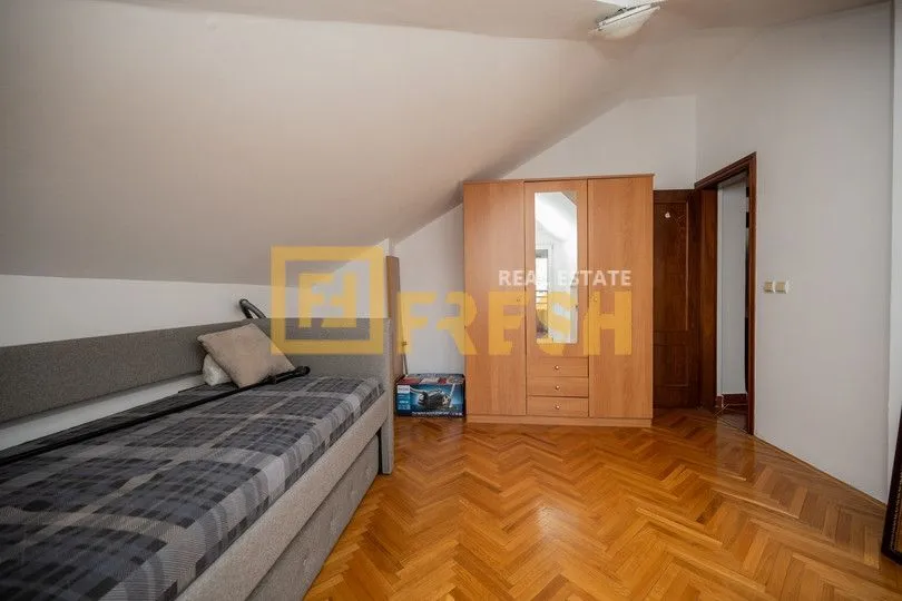 Prodaja, trosoban stan, 91m², Stari Aerodrom, Podgorica