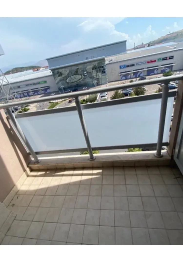 Izdavanje, dvosoban stan, 68m², City Kvart, Podgorica