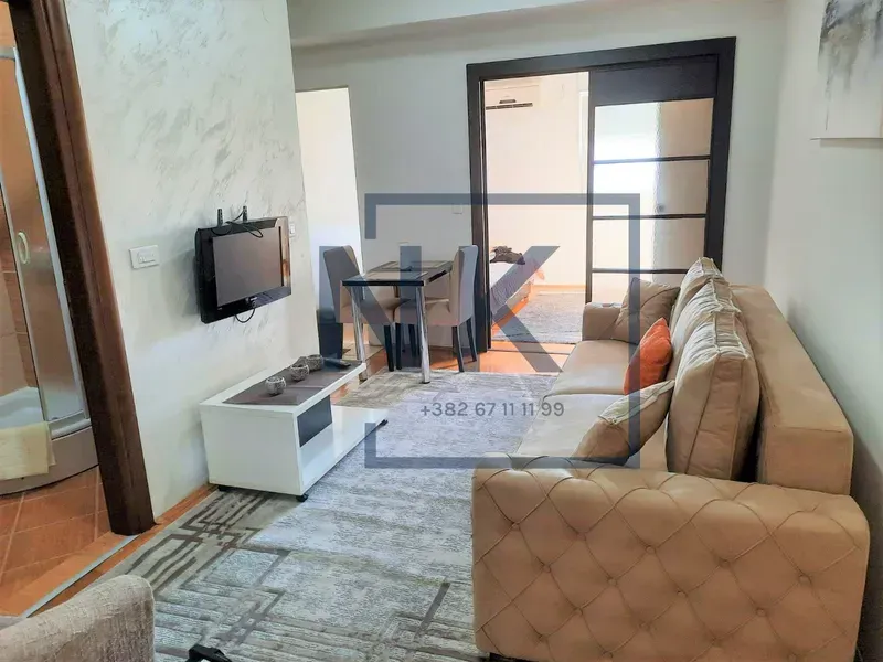Izdavanje, jednosoban stan, 35m², City Kvart, Podgorica