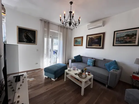 Sale, two bedroom apartment, 64m², Centar, Podgorica - image 3