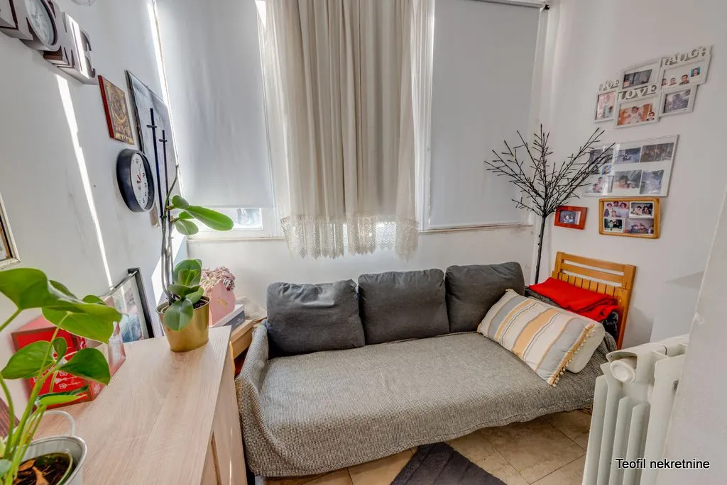 Prodaja, trosoban stan, 71m², Brace Jerković, Voždovac Sve Podlokacije