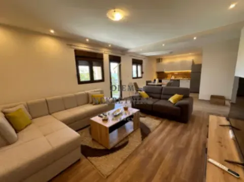 Izdavanje, kuća, 85m², Lastva Grbaljska, Kotor - image 7