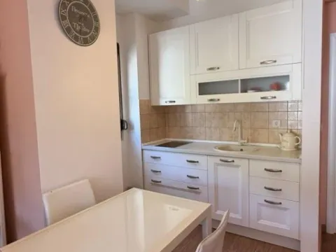 Sale, two bedroom apartment, 61m², Petrovac, Budva - image 5