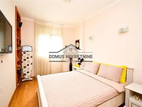 Sale, three bedroom apartment, 82m², Blok 5, Podgorica - image 6