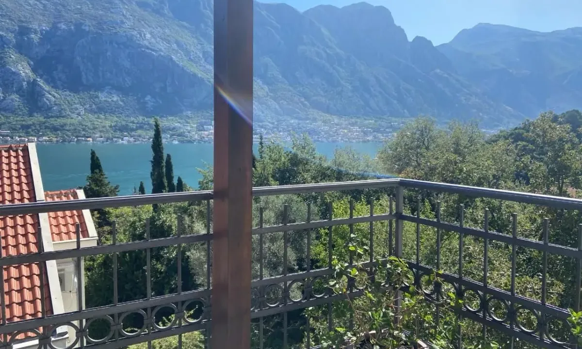 Sale, two bedroom apartment, 89m², Prčanj, Kotor